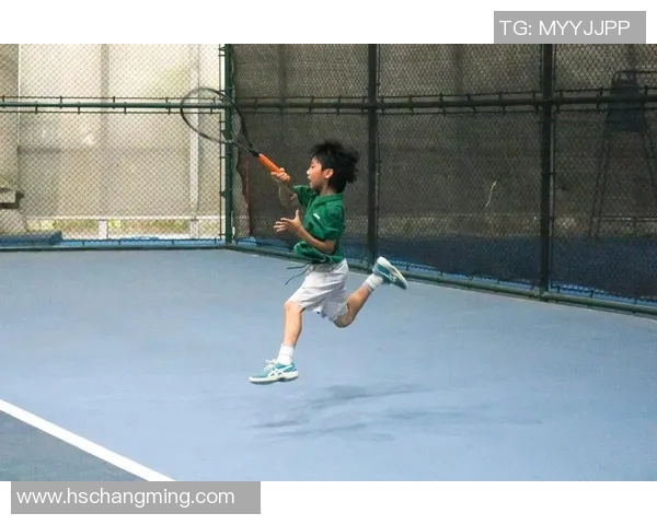 西安网球队的灵活性揭秘与训练技巧分享助力网球梦想 西安网球队的灵活性揭秘与训练技巧分享助力网球梦想